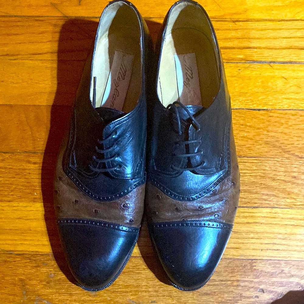A 10 1/2 MEZLAN genuine ostrich